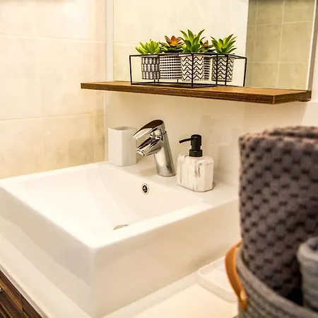 Apartment Le Mail Centre, Parking Gratuit ,wifi *