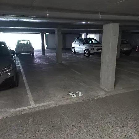 Le Mail Centre, Parking Gratuit ,wifi * Voiron